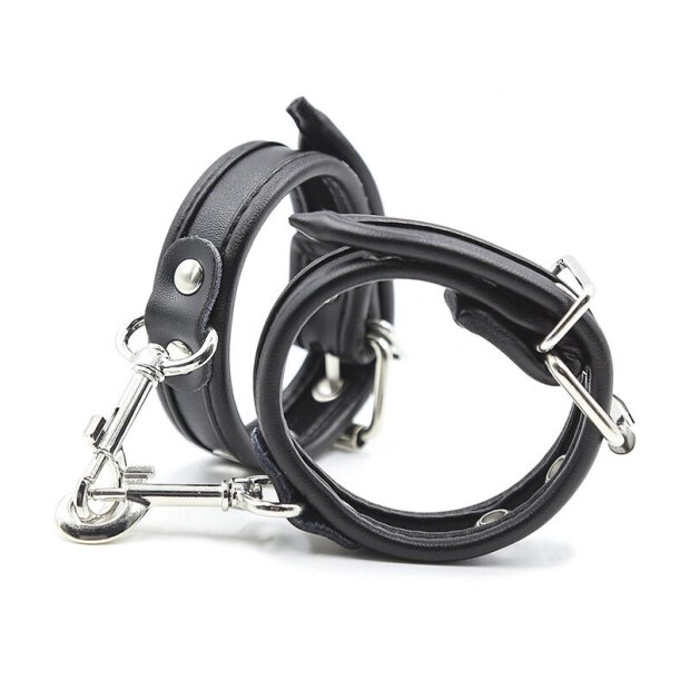 OHMAMA handcuffs with leather straps black
