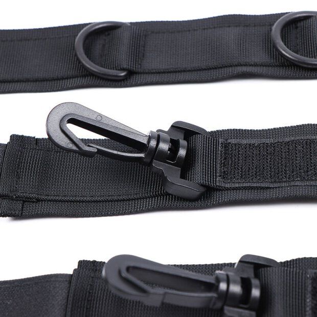 OHMAMA Collier avec menottes en nylon