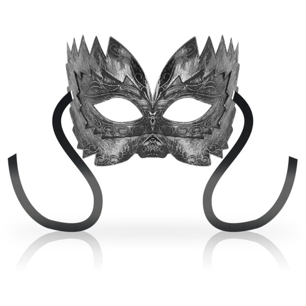 Ohmama silver mask venetian style