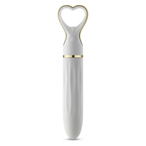 Blush Delice Heartthrob White Bouquet