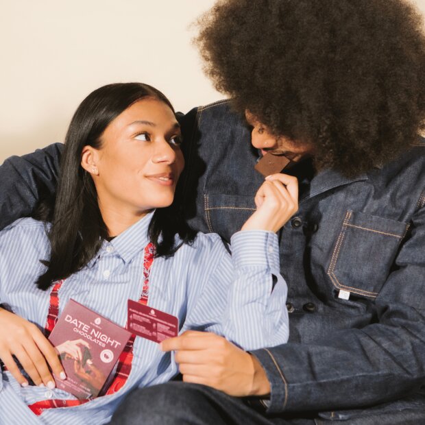 DATE NIGHT Chocolate with strawberries, maca & ginseng