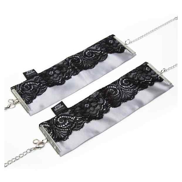Fifty Shades of Grey Play Nice Satin & Lace Wrist Handschellen